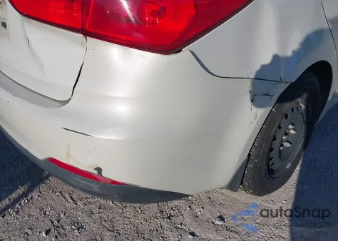 2015 Kia Forte Lx z USA, uszkodzony, nr VIN KNAFK4A63F5409407